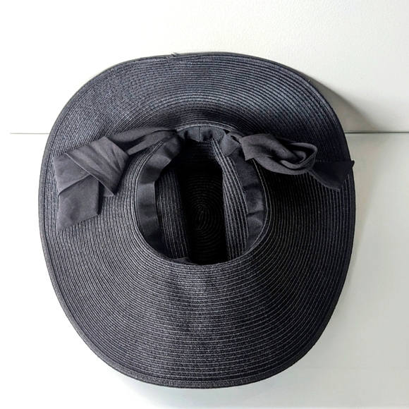 Black Woven Beach Hat with Ties - Picture 3 of 3